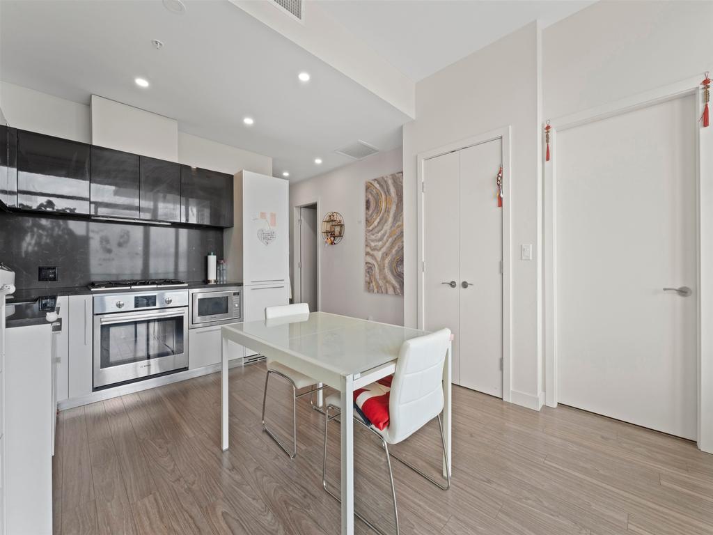 Listing Image for R3078486