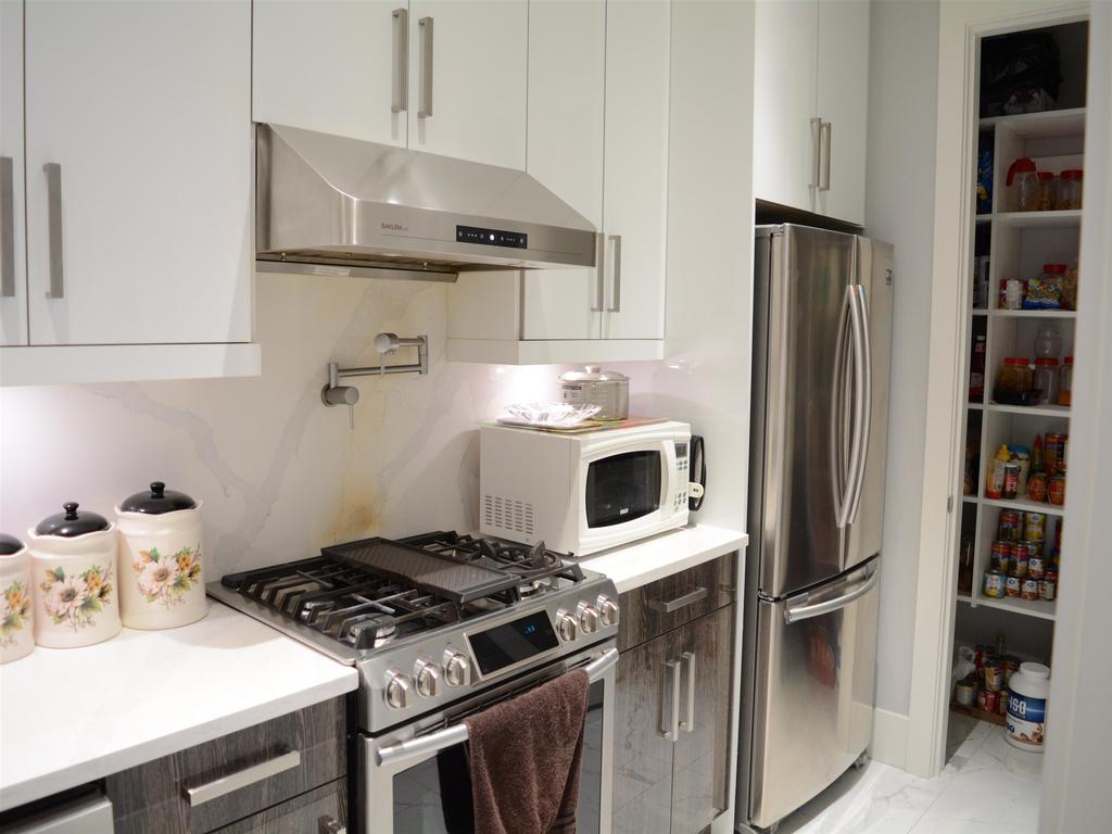 Listing Image for R3078513