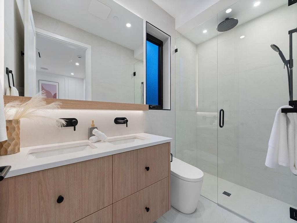 Listing Image for R3078529