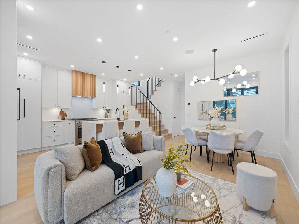 Listing Image for R3078529