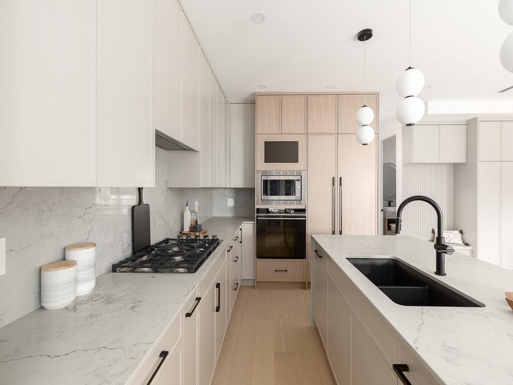 Listing Image for R3078556