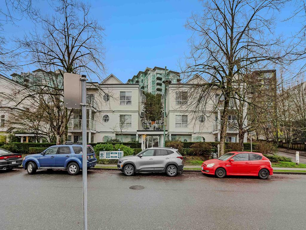 Listing Image for R3078588