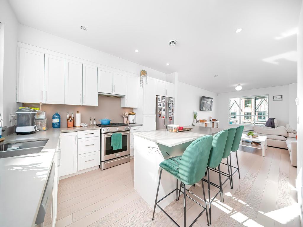 Listing Image for R3078642