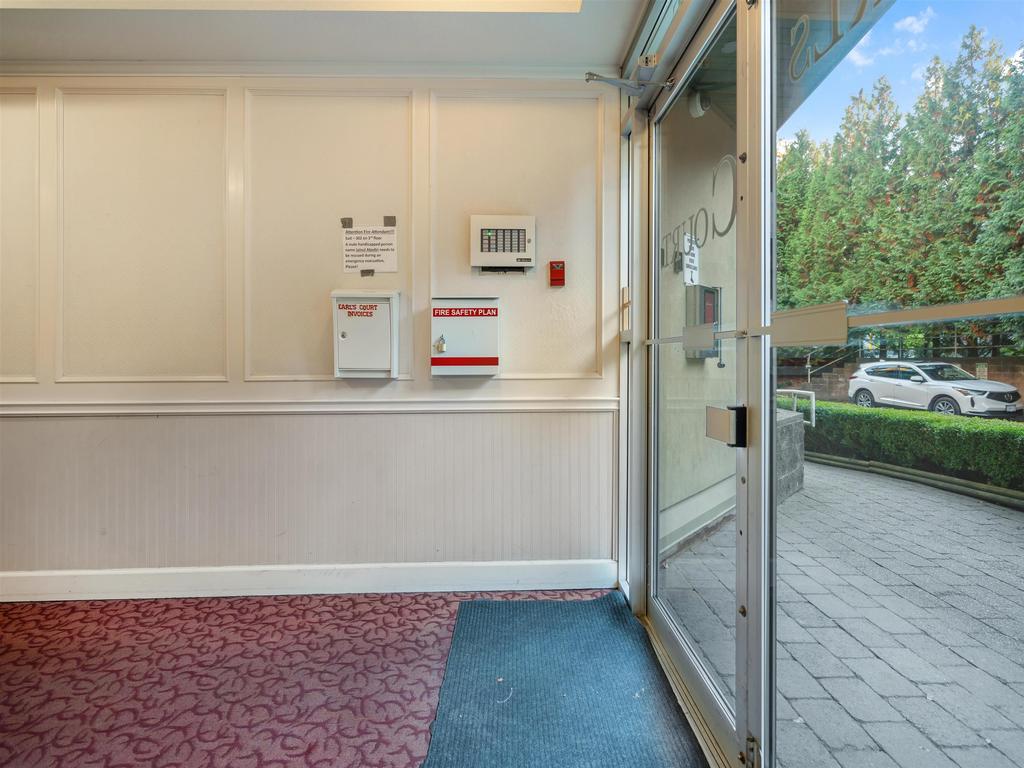 Listing Image for R3078652