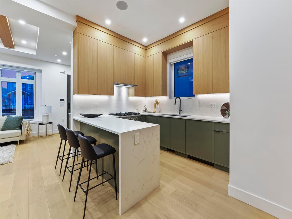 Listing Image for R3078717