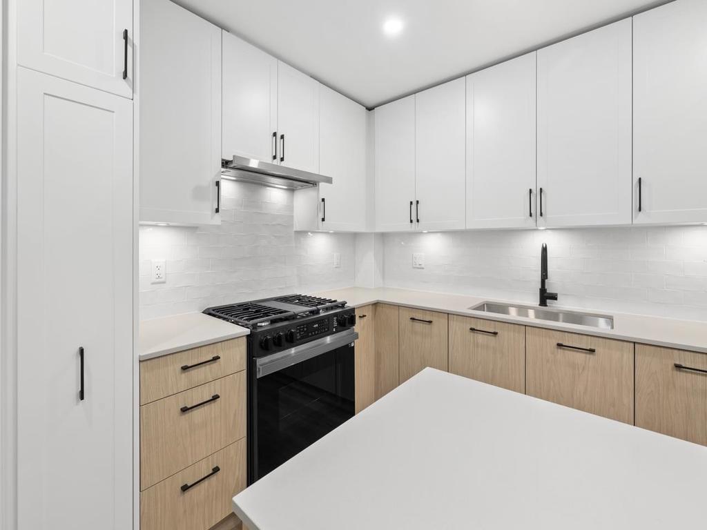 Listing Image for R3078721