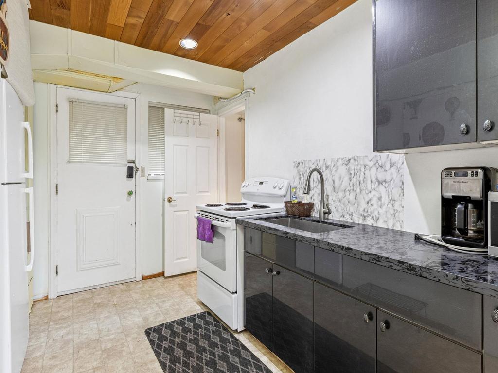 Listing Image for R3078762