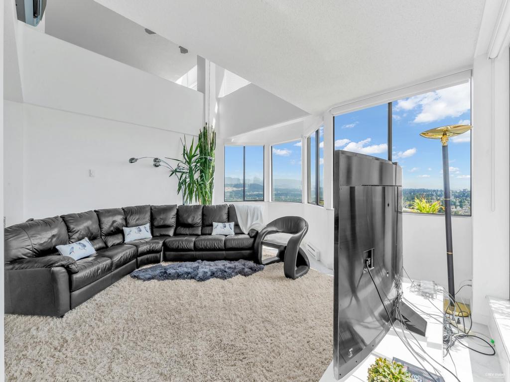 Listing Image for R3078793