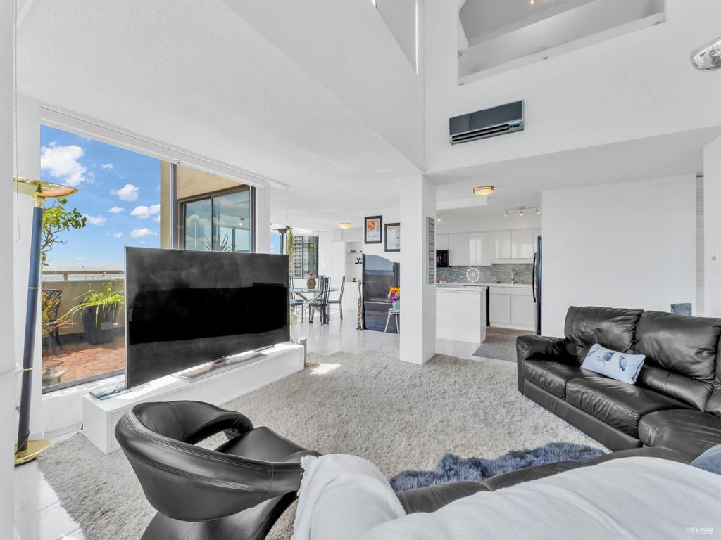 Listing Image for R3078793