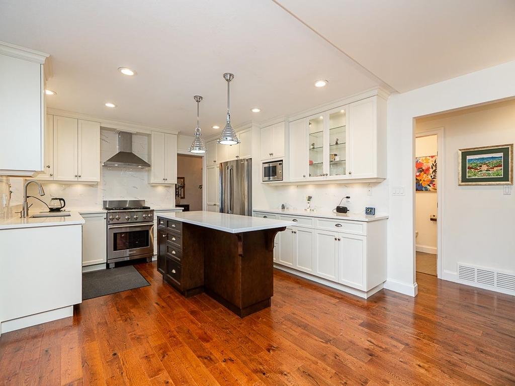 Listing Image for R3078796