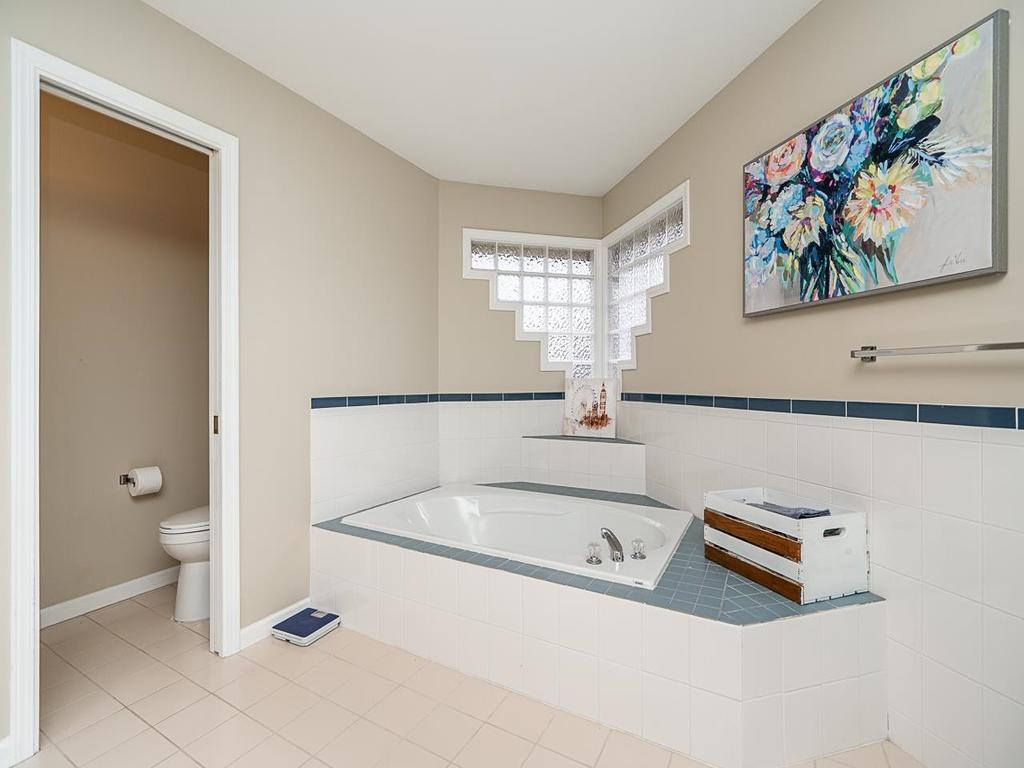 Listing Image for R3078796