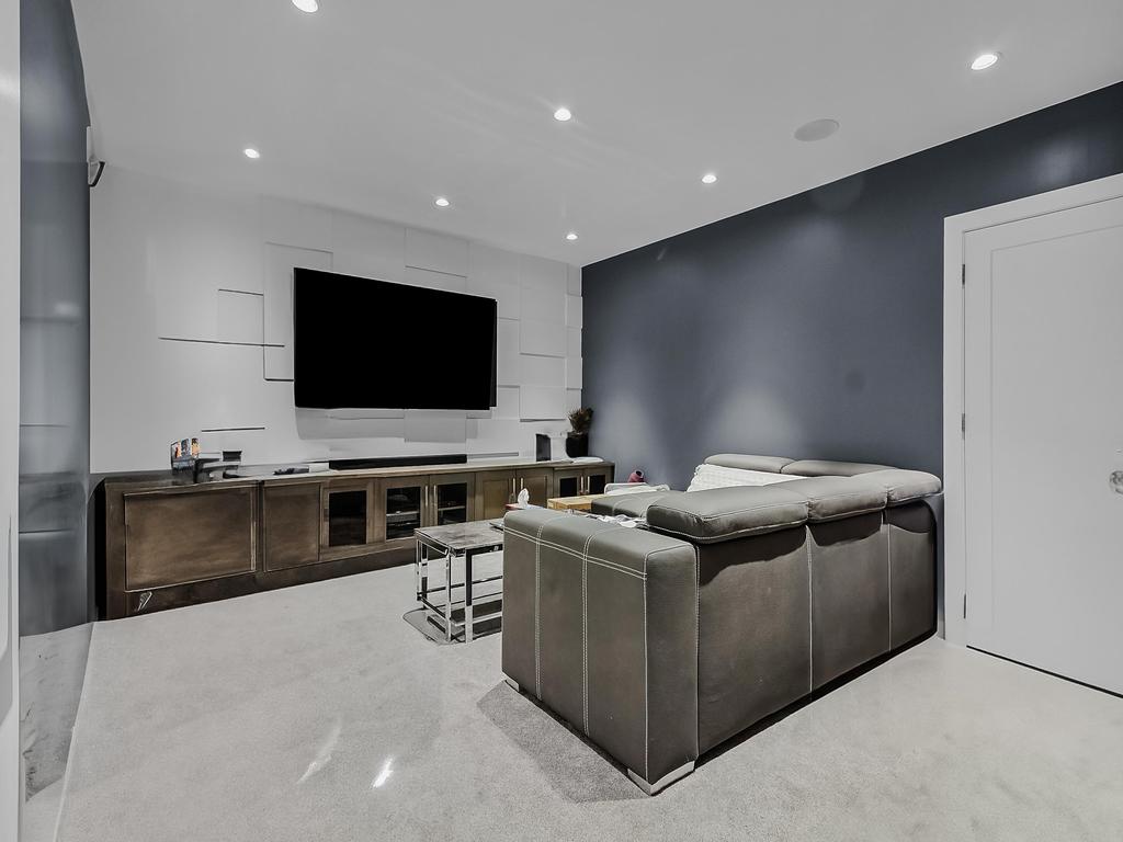 Listing Image for R3078809