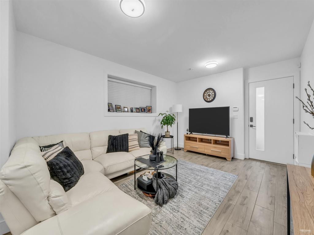 Listing Image for R3078828