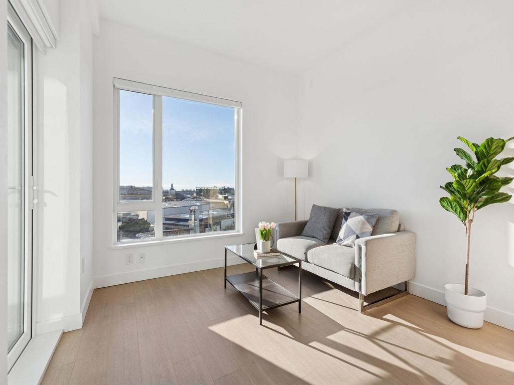 Listing Image for R3078833