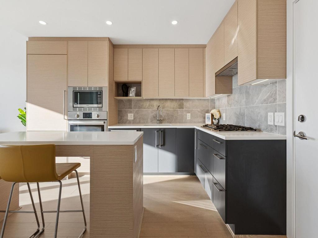 Listing Image for R3078833