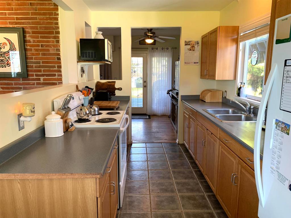 Listing Image for R3078843