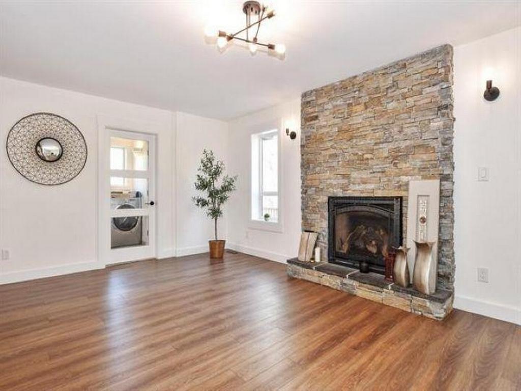 Listing Image for R3078844