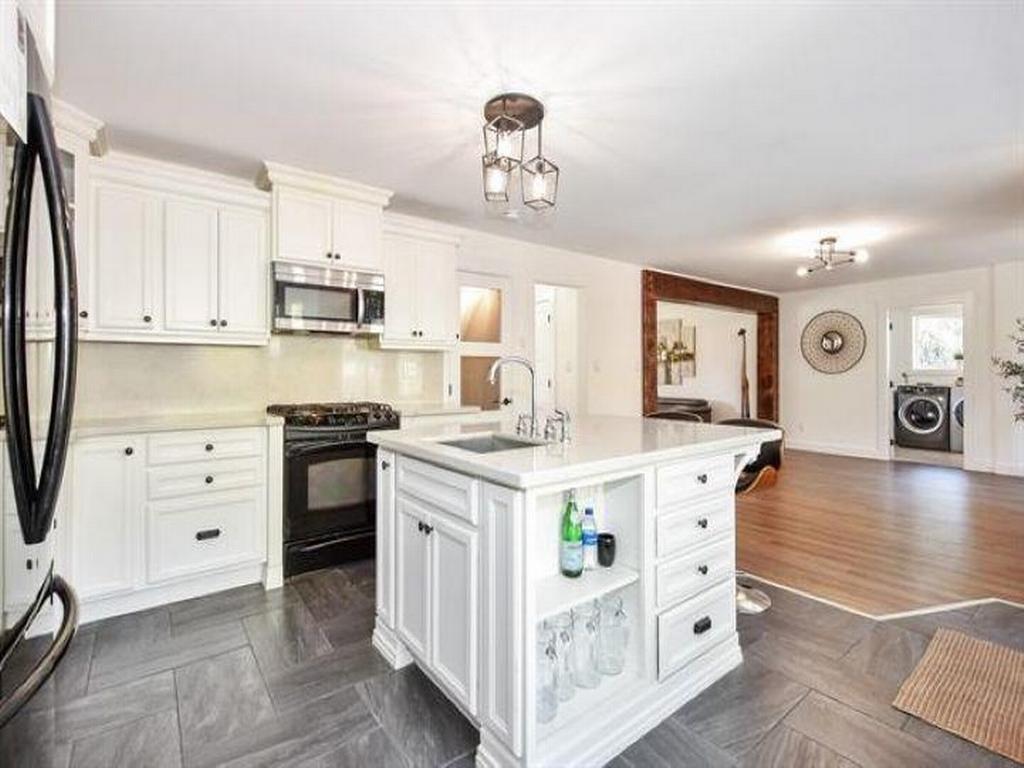 Listing Image for R3078844