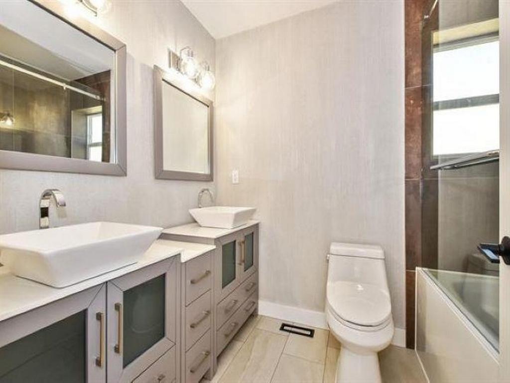 Listing Image for R3078844