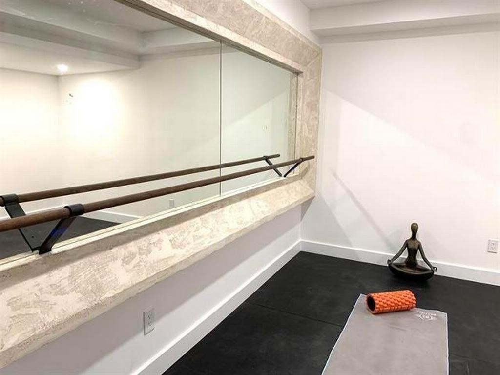 Listing Image for R3078844