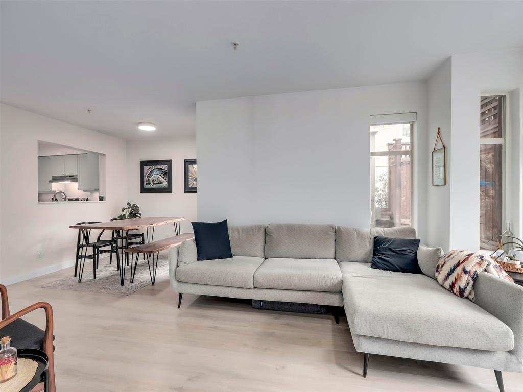 Listing Image for R3078853