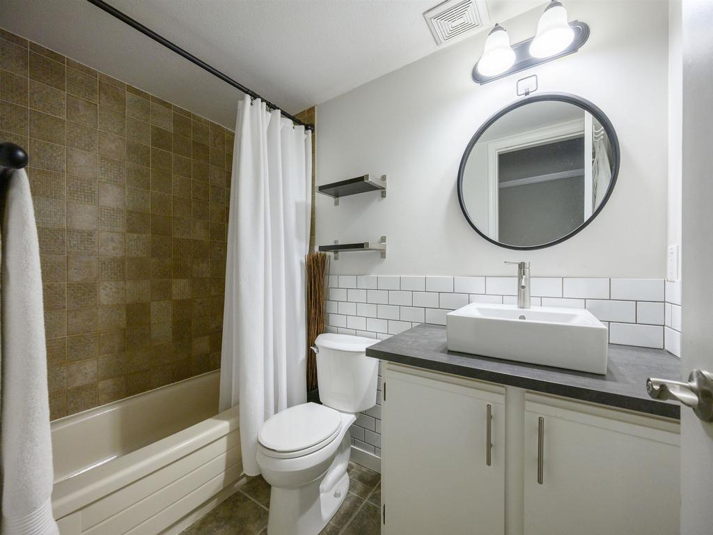 Listing Image for R3078859