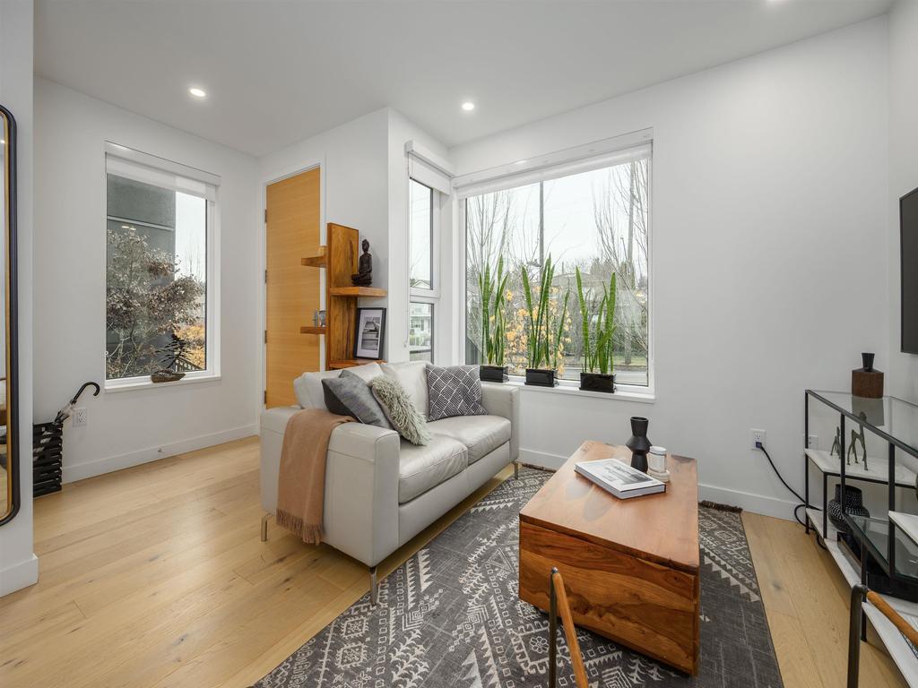 Listing Image for R3078860