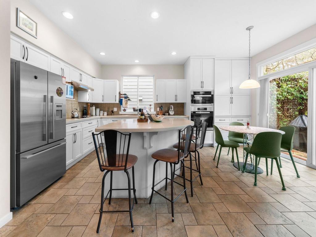 Listing Image for R3078867