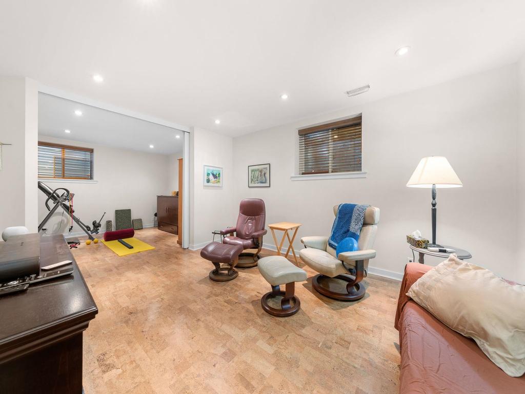 Listing Image for R3078867