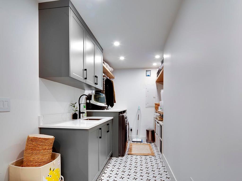 Listing Image for R3078890