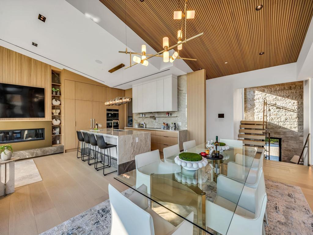 Listing Image for R3078906