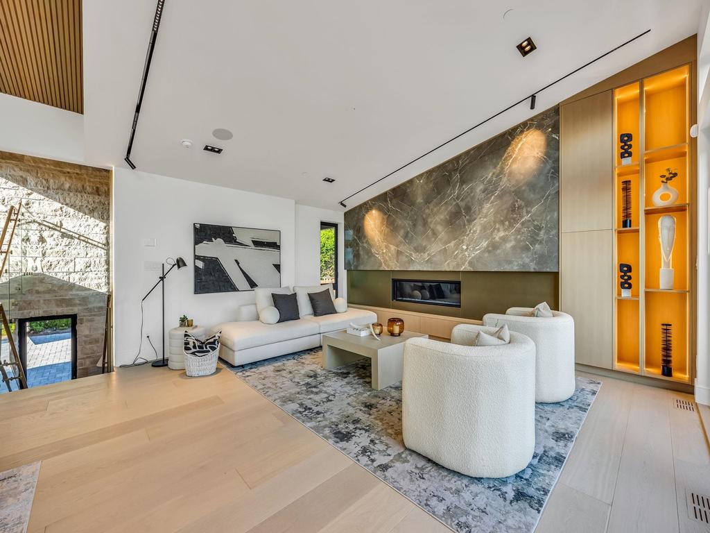 Listing Image for R3078906