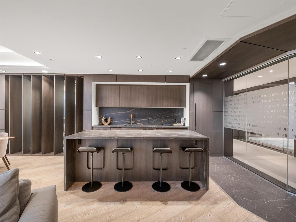 Listing Image for R3078928