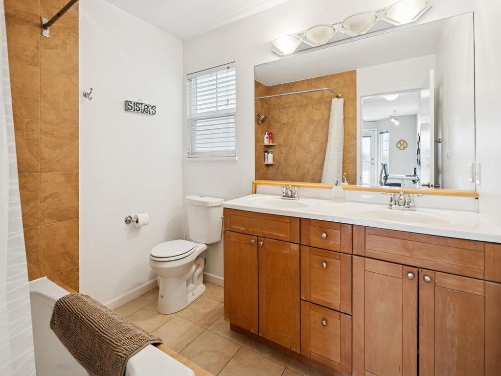 Listing Image for R3078956