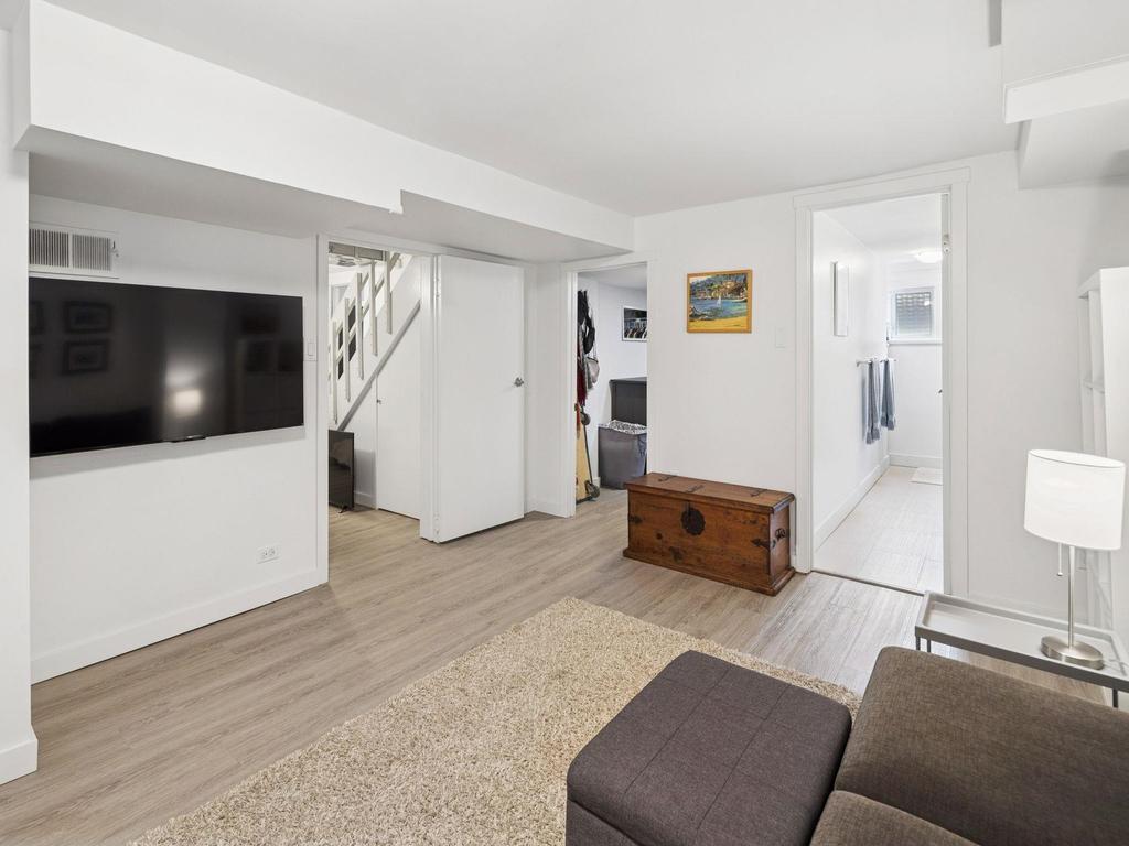 Listing Image for R3078956