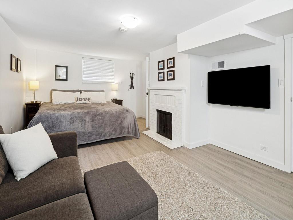 Listing Image for R3078956