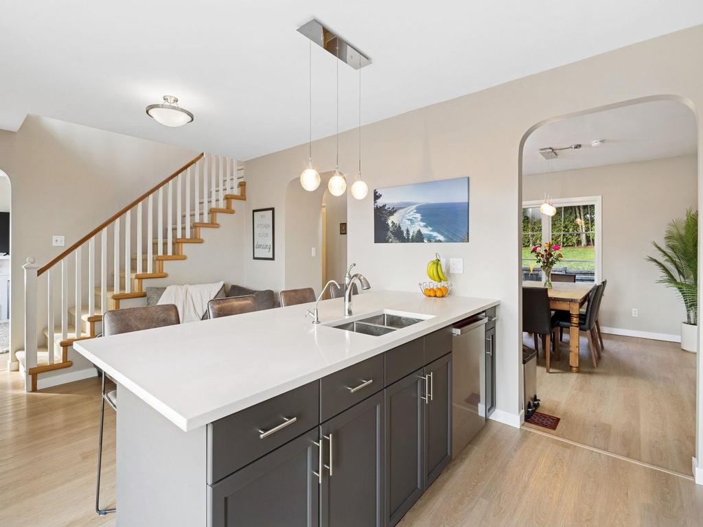 Listing Image for R3078956