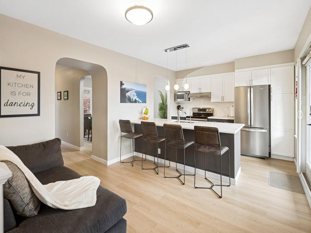 Listing Image for R3078956