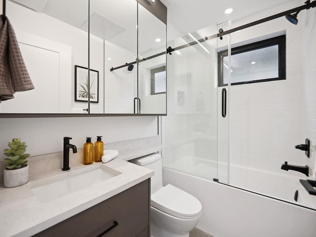 Listing Image for R3078964