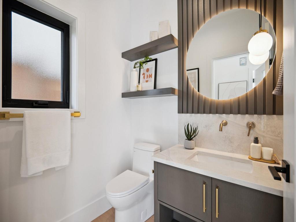 Listing Image for R3078964