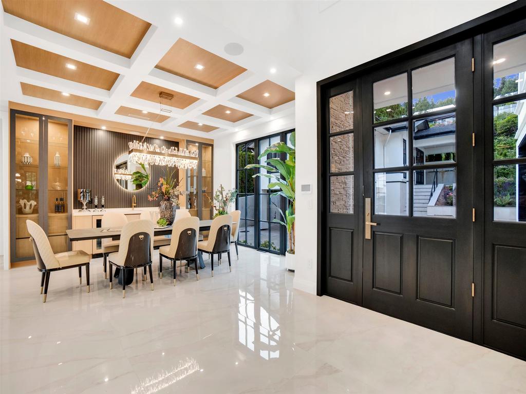 Listing Image for R3078972