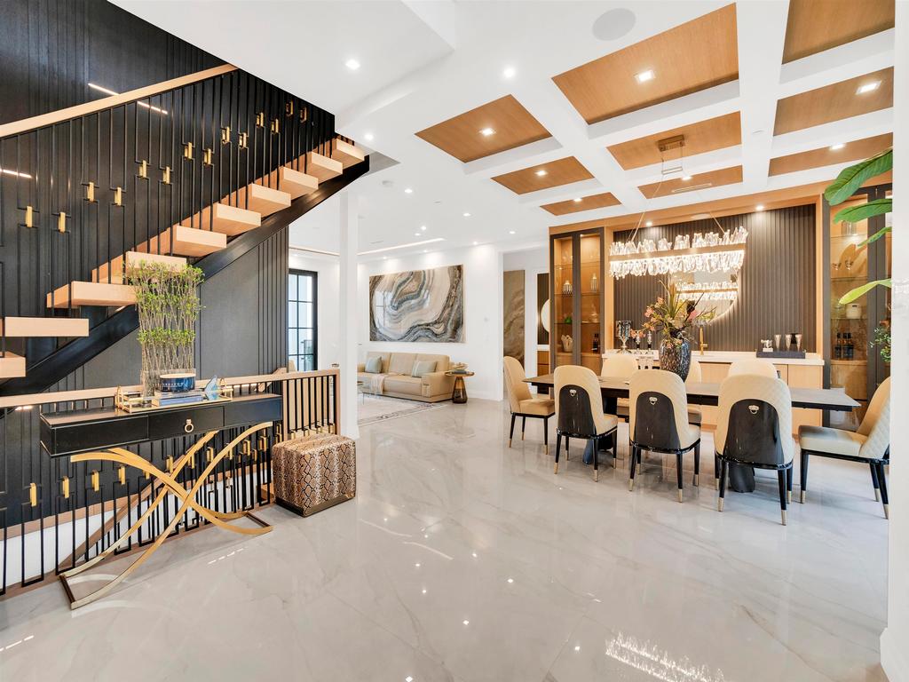 Listing Image for R3078972