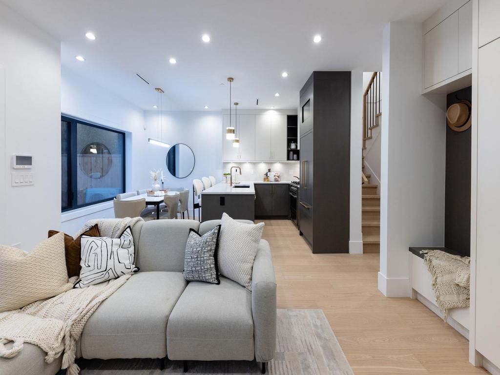 Listing Image for R3078973