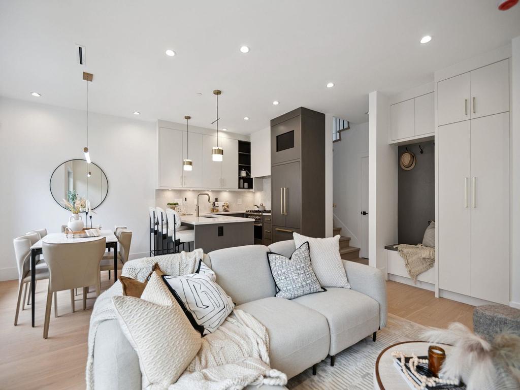 Listing Image for R3078973