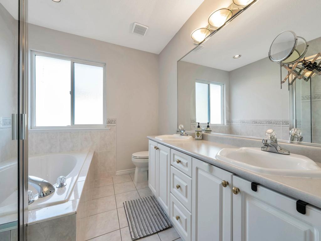 Listing Image for R3079373