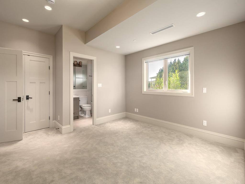 Listing Image for R3079384