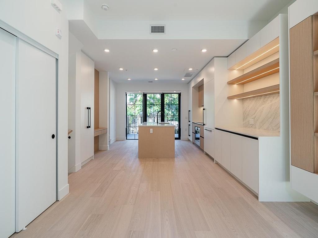 Listing Image for R3079450