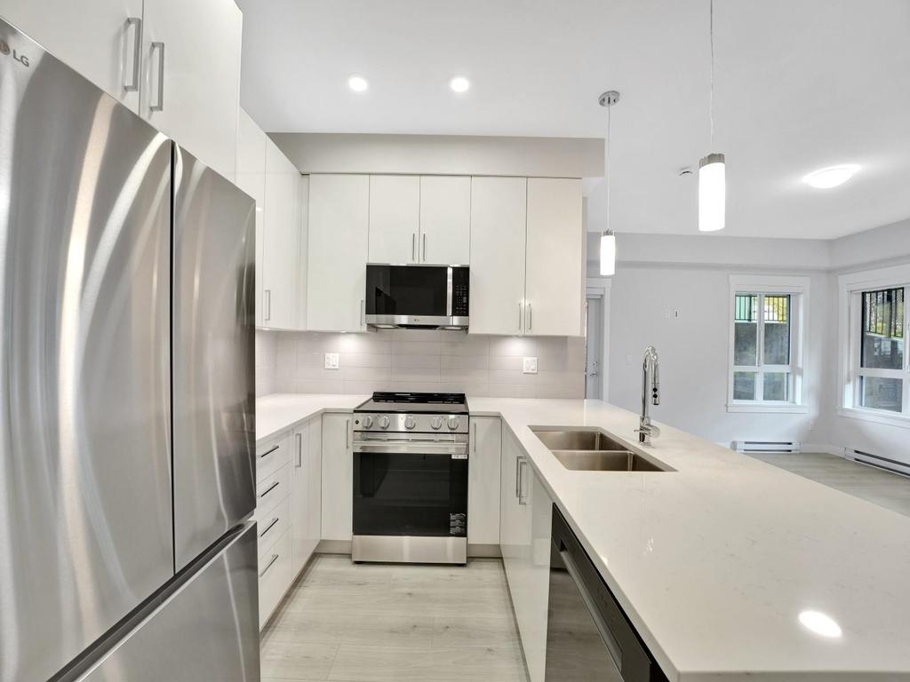 Listing Image for R3079756