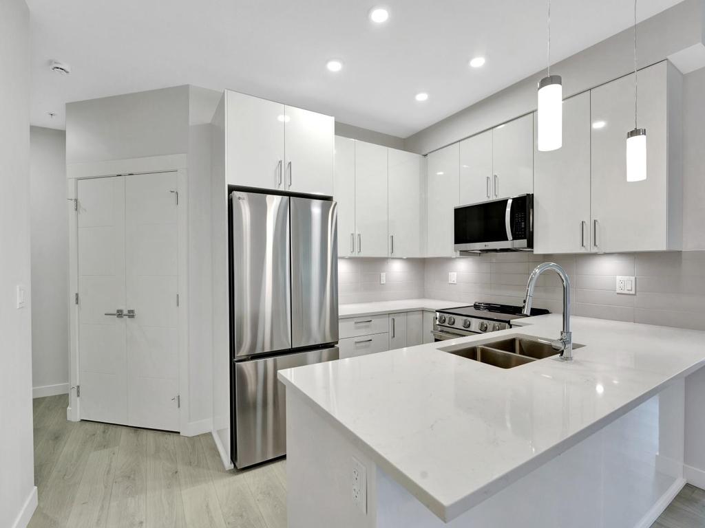 Listing Image for R3079756