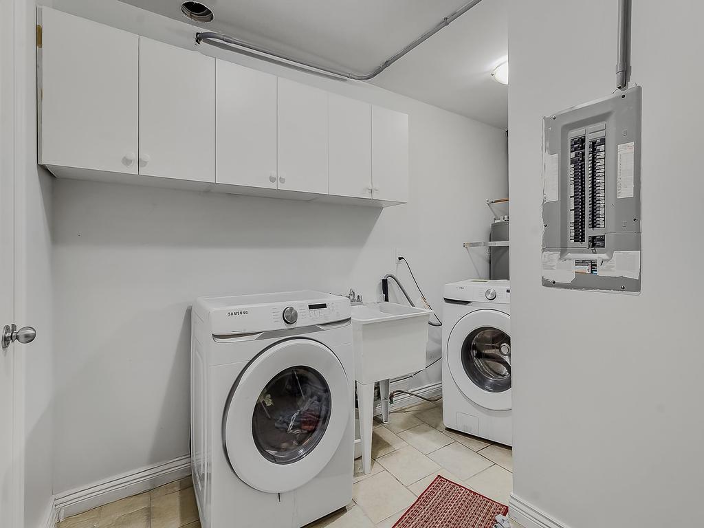 Listing Image for R3079789